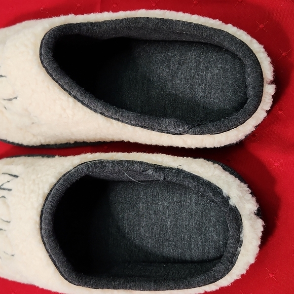 RAE DUNN Sherpa-style Fleece SNOOZE Slip-on Mule Slippers (S) - Picture 5 of 8